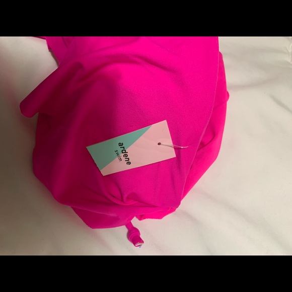 NWT Hot Pink Ruffle Bikini Top - Picture 3 of 3